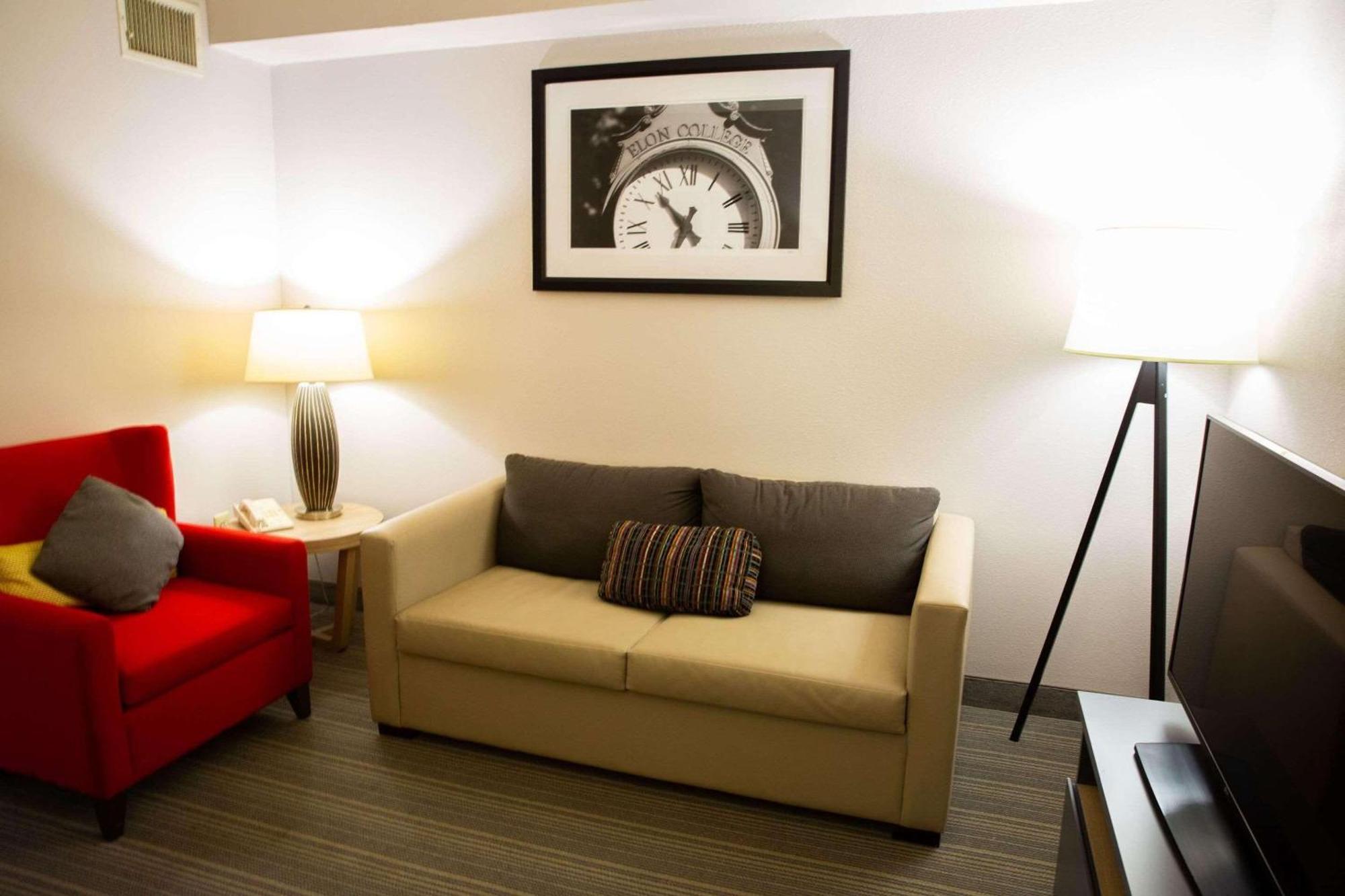 Country Inn & Suites By Radisson, Burlington Elon , Nc Dış mekan fotoğraf