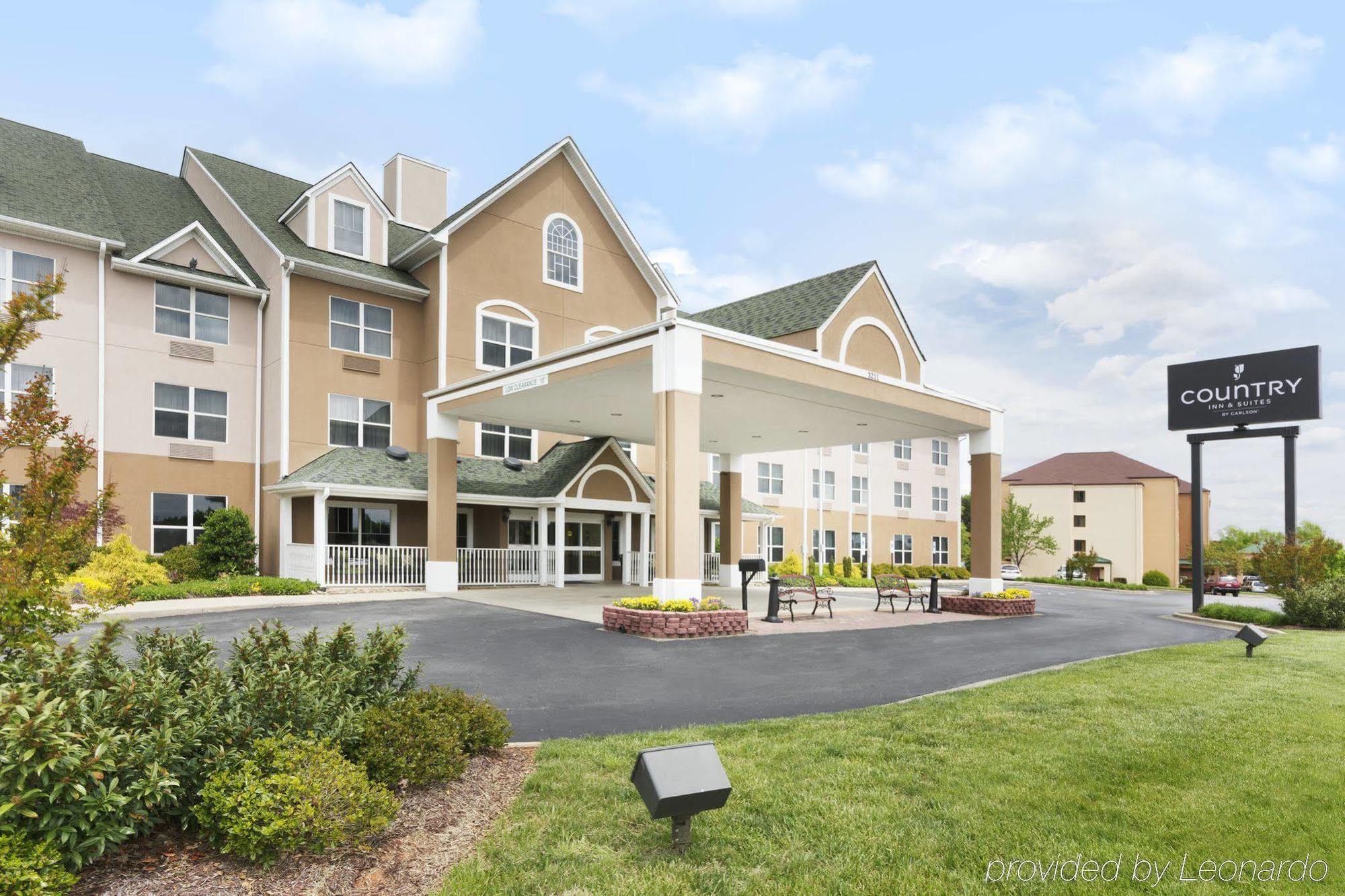 Country Inn & Suites By Radisson, Burlington Elon , Nc Dış mekan fotoğraf