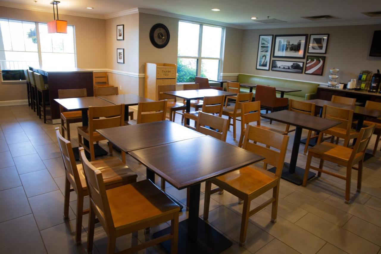 Country Inn & Suites By Radisson, Burlington Elon , Nc Dış mekan fotoğraf